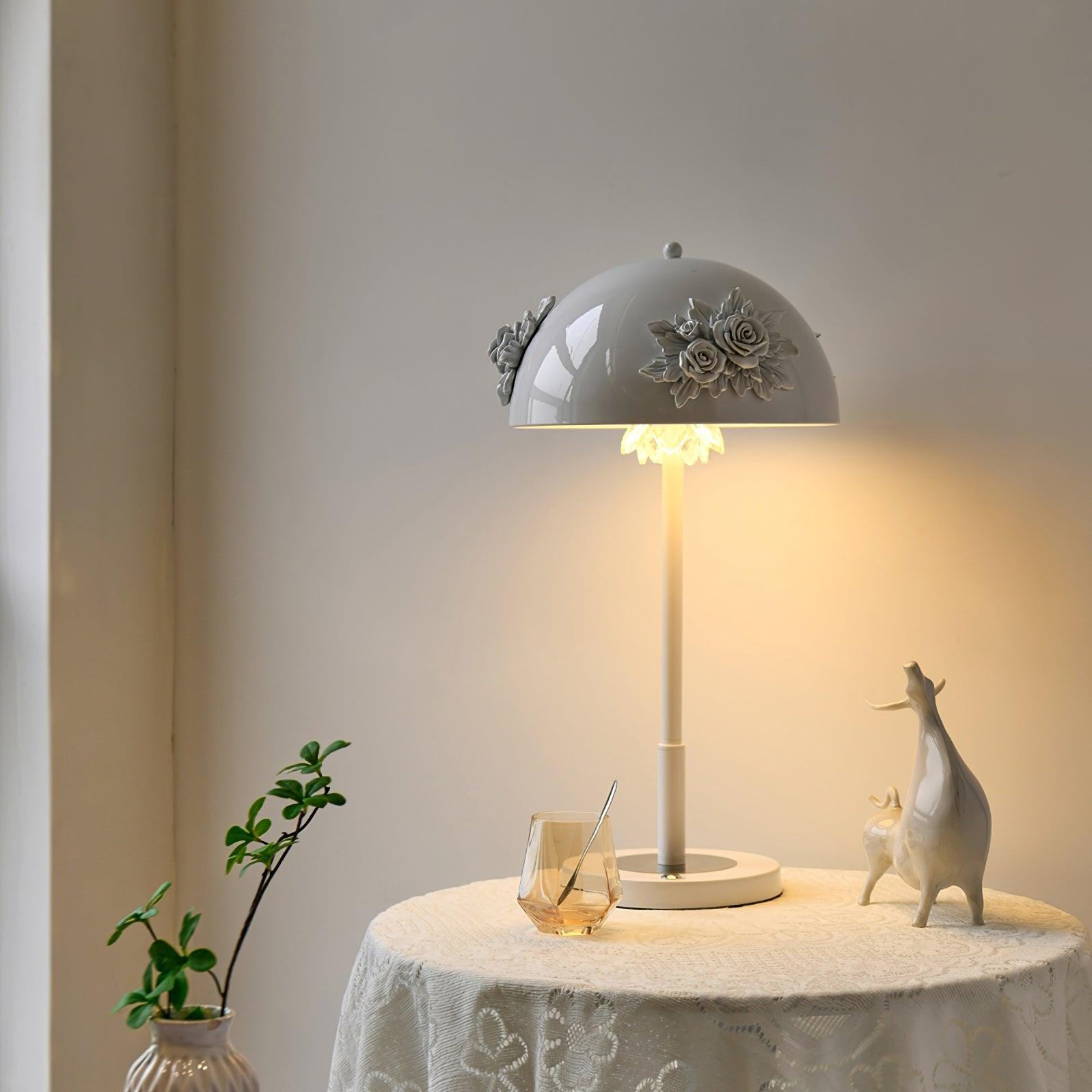 Uvaris Romantic  Crystal Table Lamp