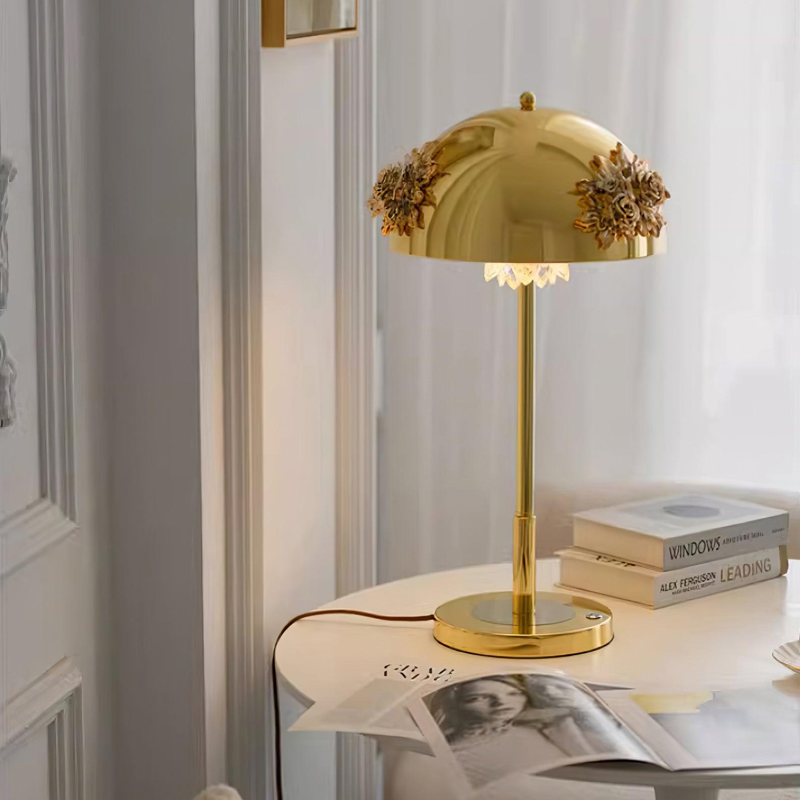 Uvaris Romantic  Crystal Table Lamp