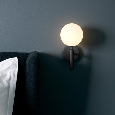 Kynlo Wall Lamp Plug In Glass Globe Nordic