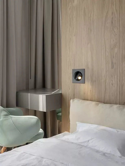 Evander Recessed Rotatable Sconce