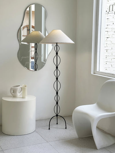 Jodi Modern Floor Lamp