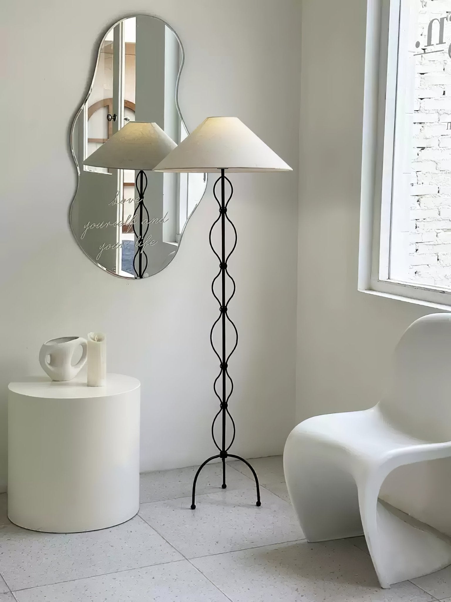Jodi Modern Floor Lamp