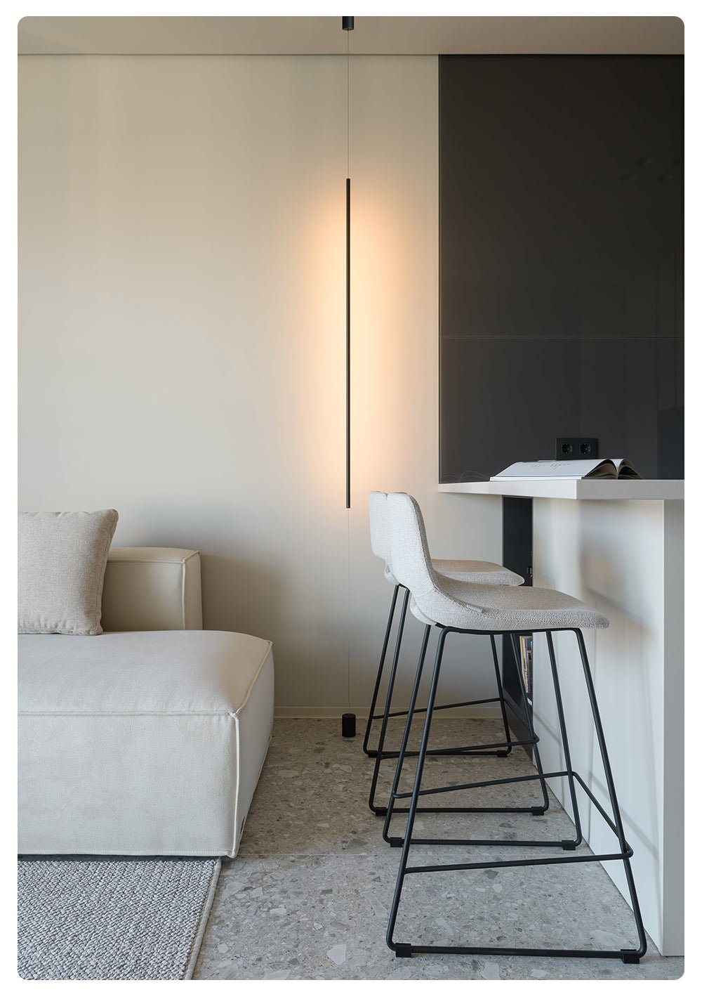 Caelorian Minimalist Linear LED Pendant Light