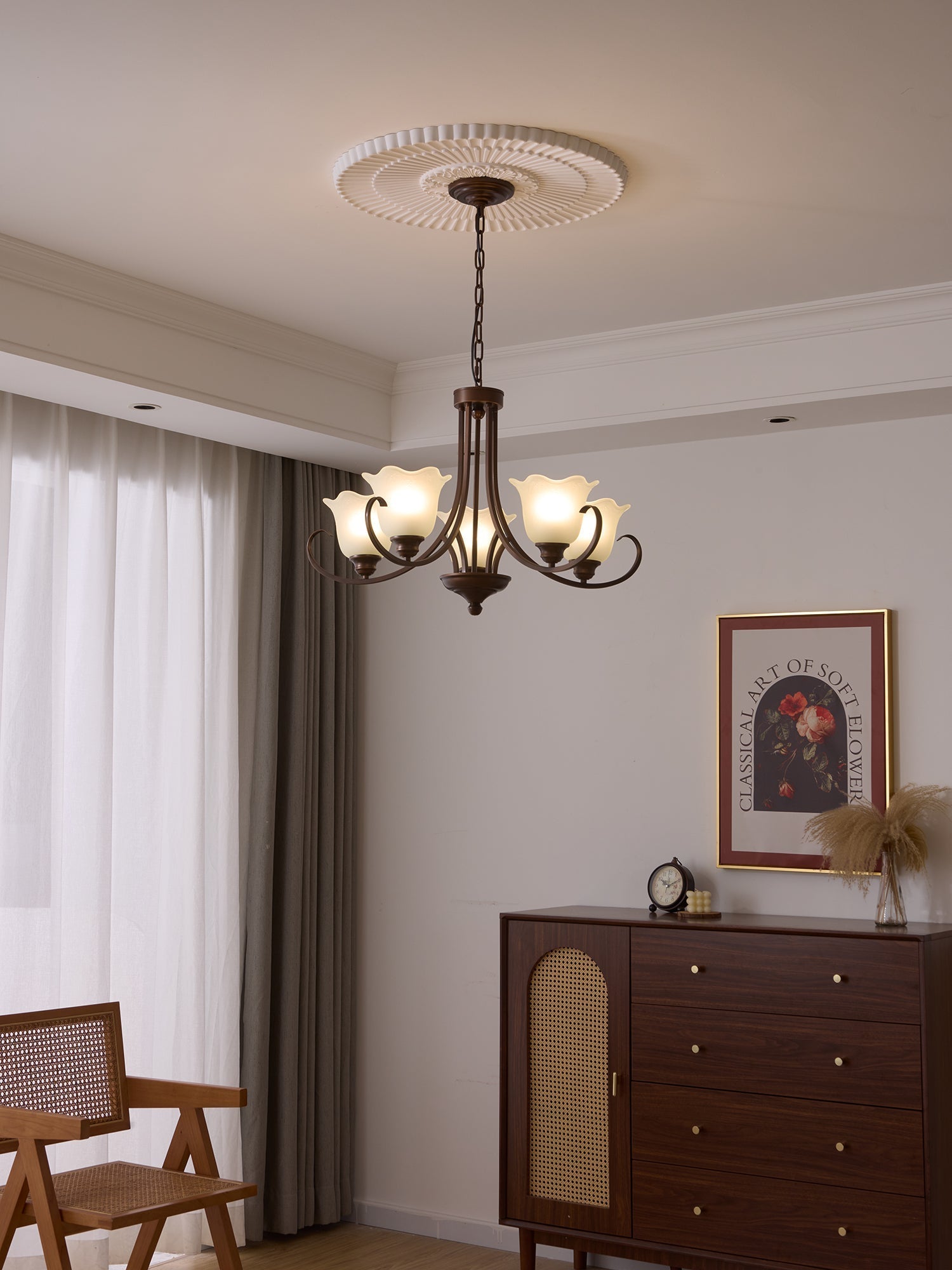 Nydorisra Elegance Vintage Floral Glass Chandelier