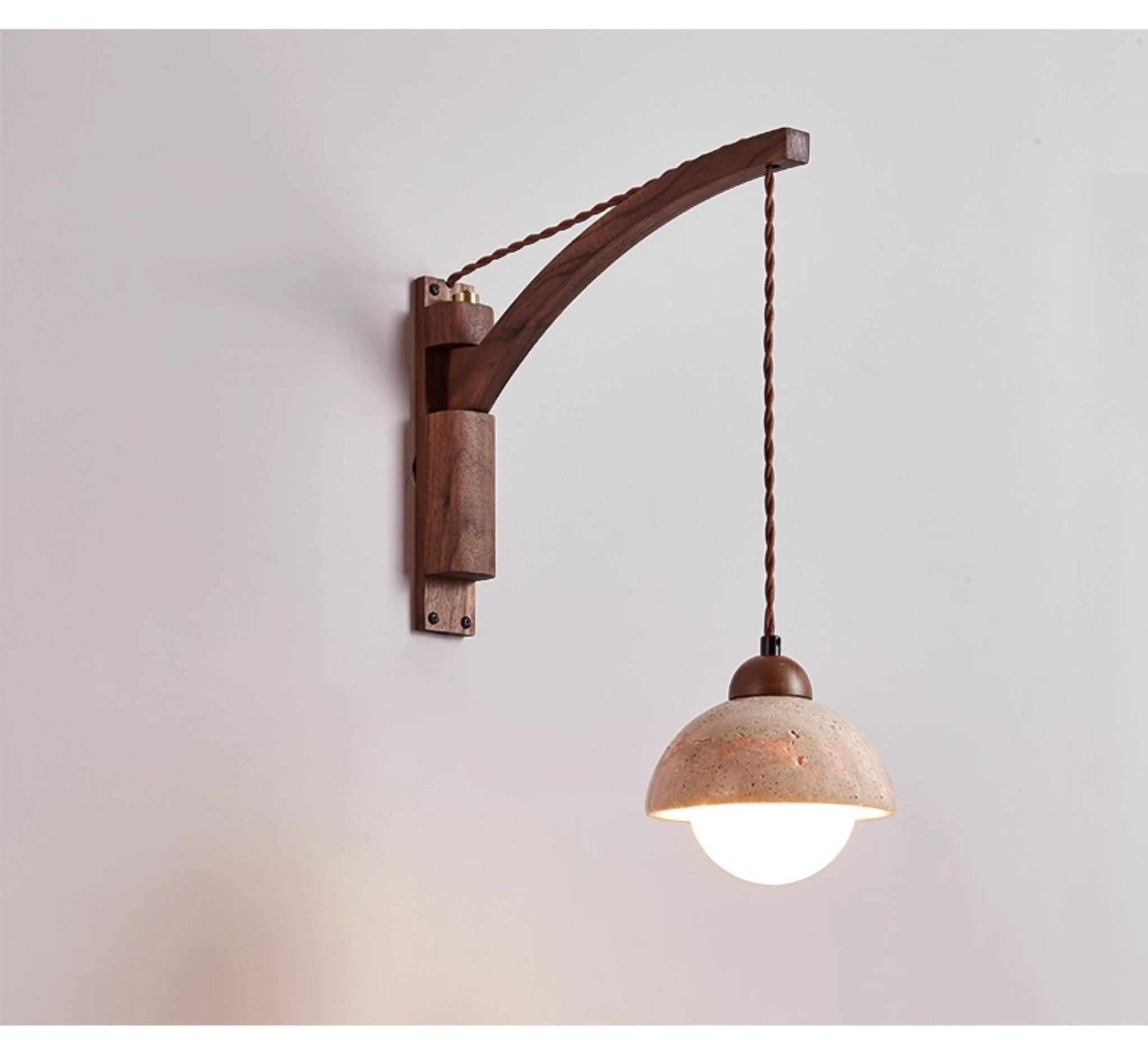 Avenoaine Cantilever Wall Light