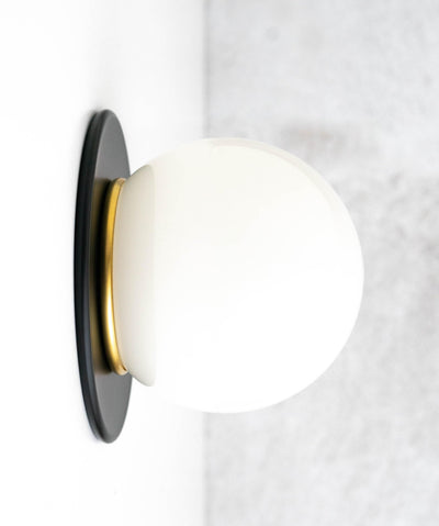 Myrtle Wall Lamp