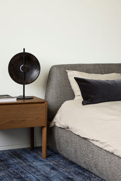 Viraisiella Table Lamp