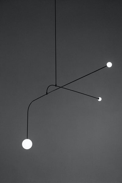 Viraiseon Chandelier Mobile Black Minimalist