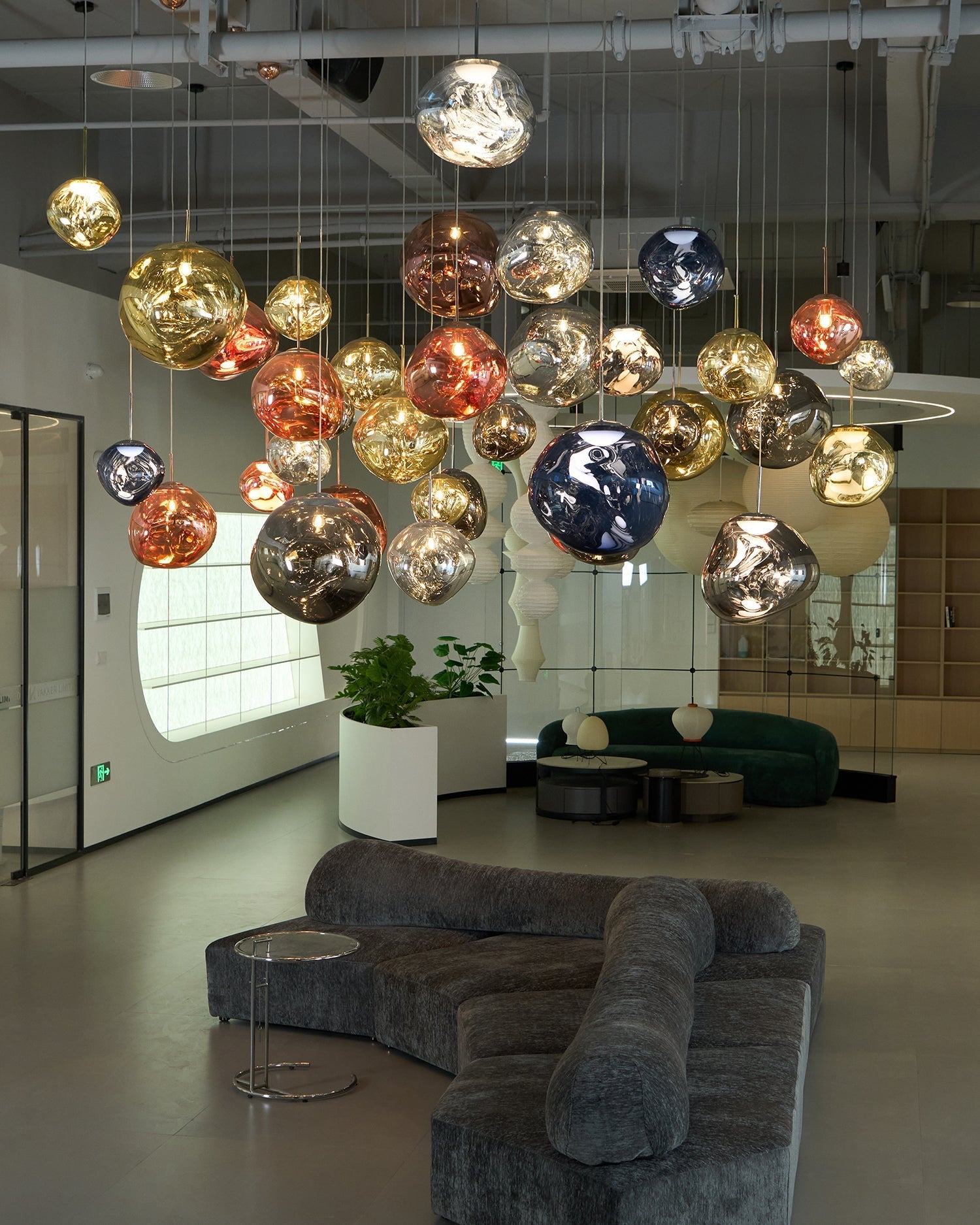 Aveneneria Spheres Pendant Lamp