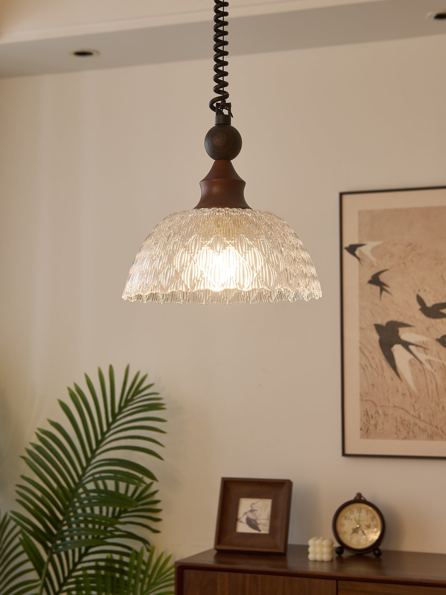 Nydoreth Elegance Vintage Art Wood Pendant Lamp