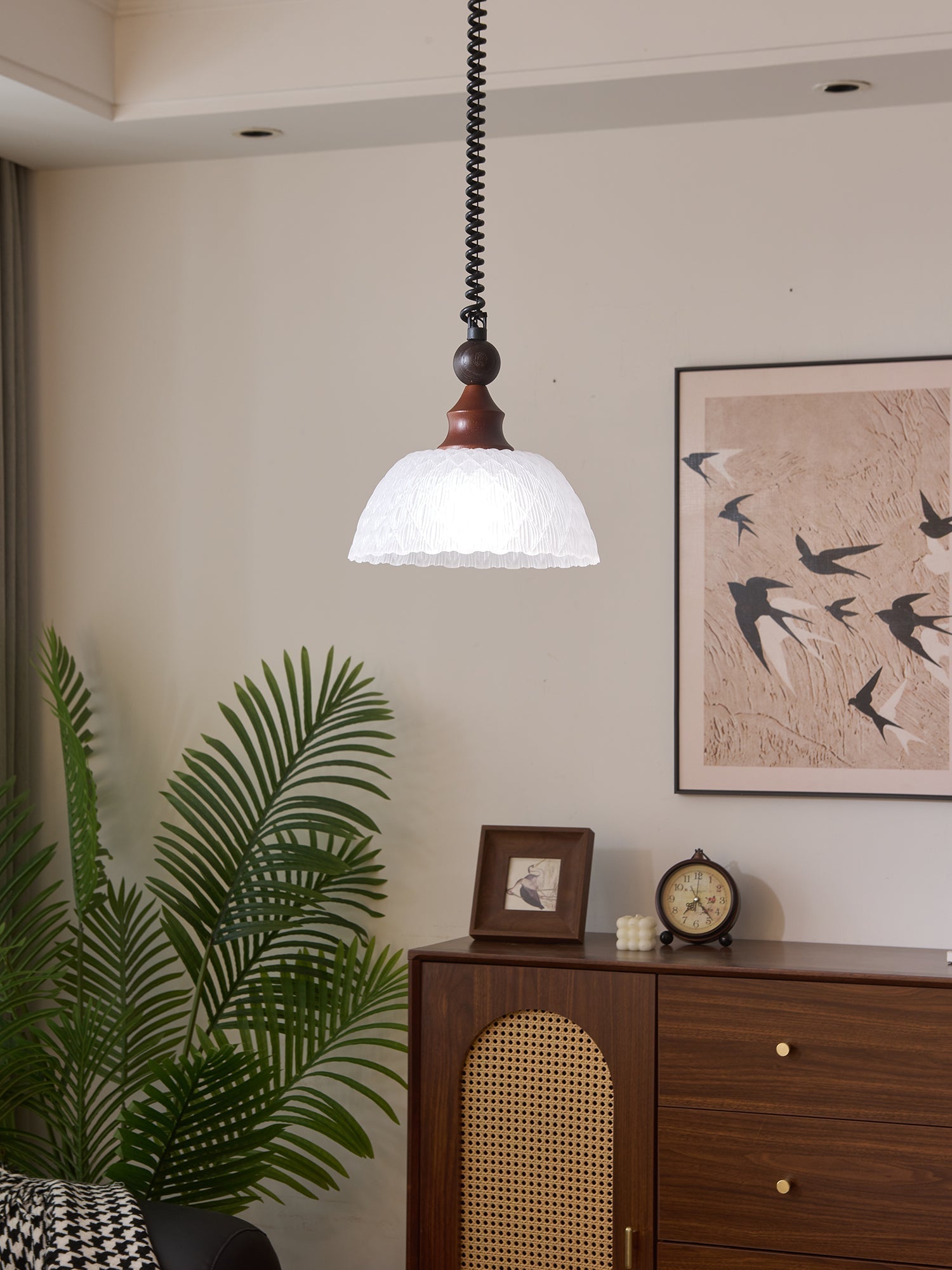 Nydoreth Elegance Vintage Art Wood Pendant Lamp