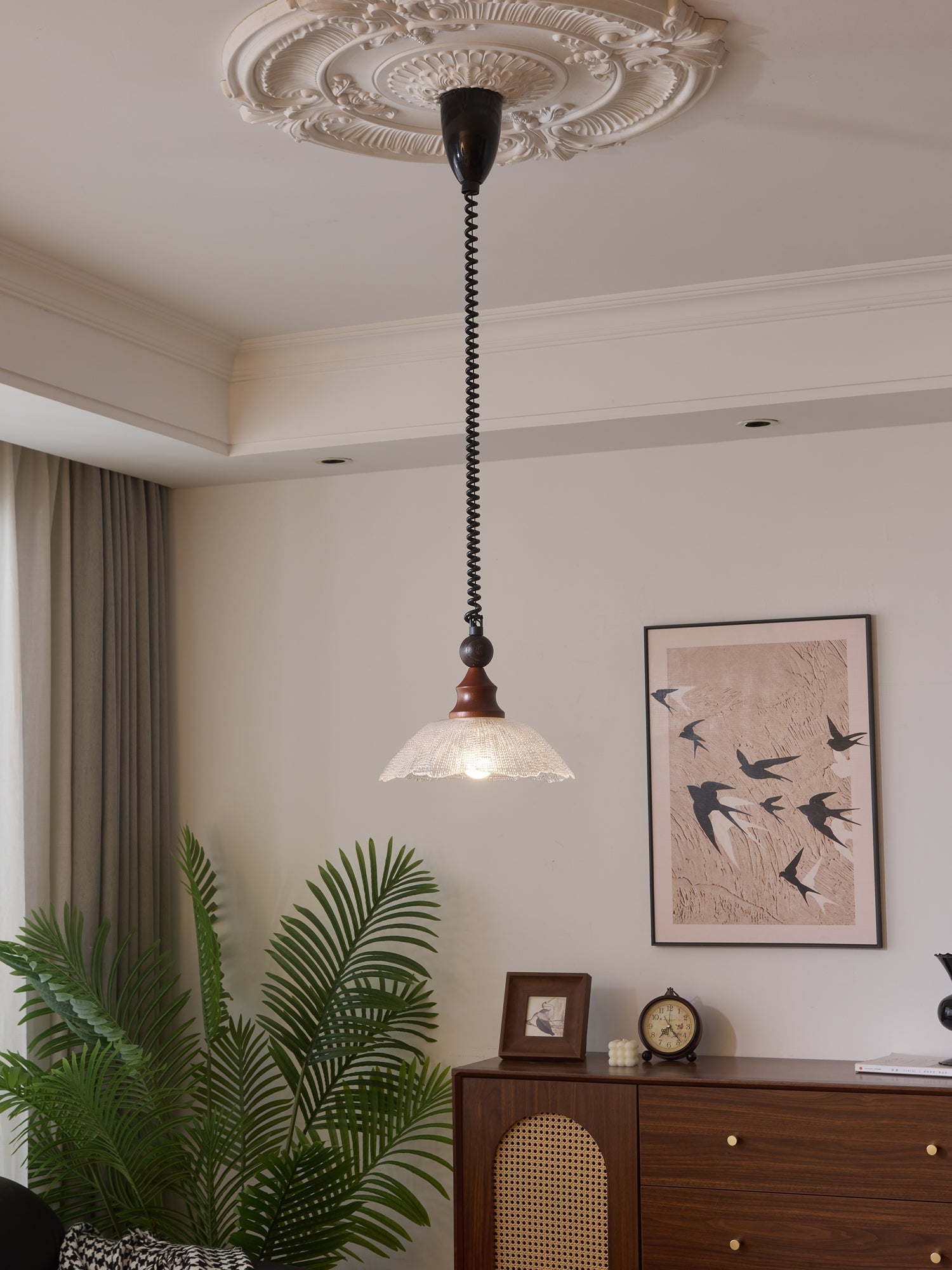 Nydoreth Elegance Vintage Art Wood Pendant Lamp