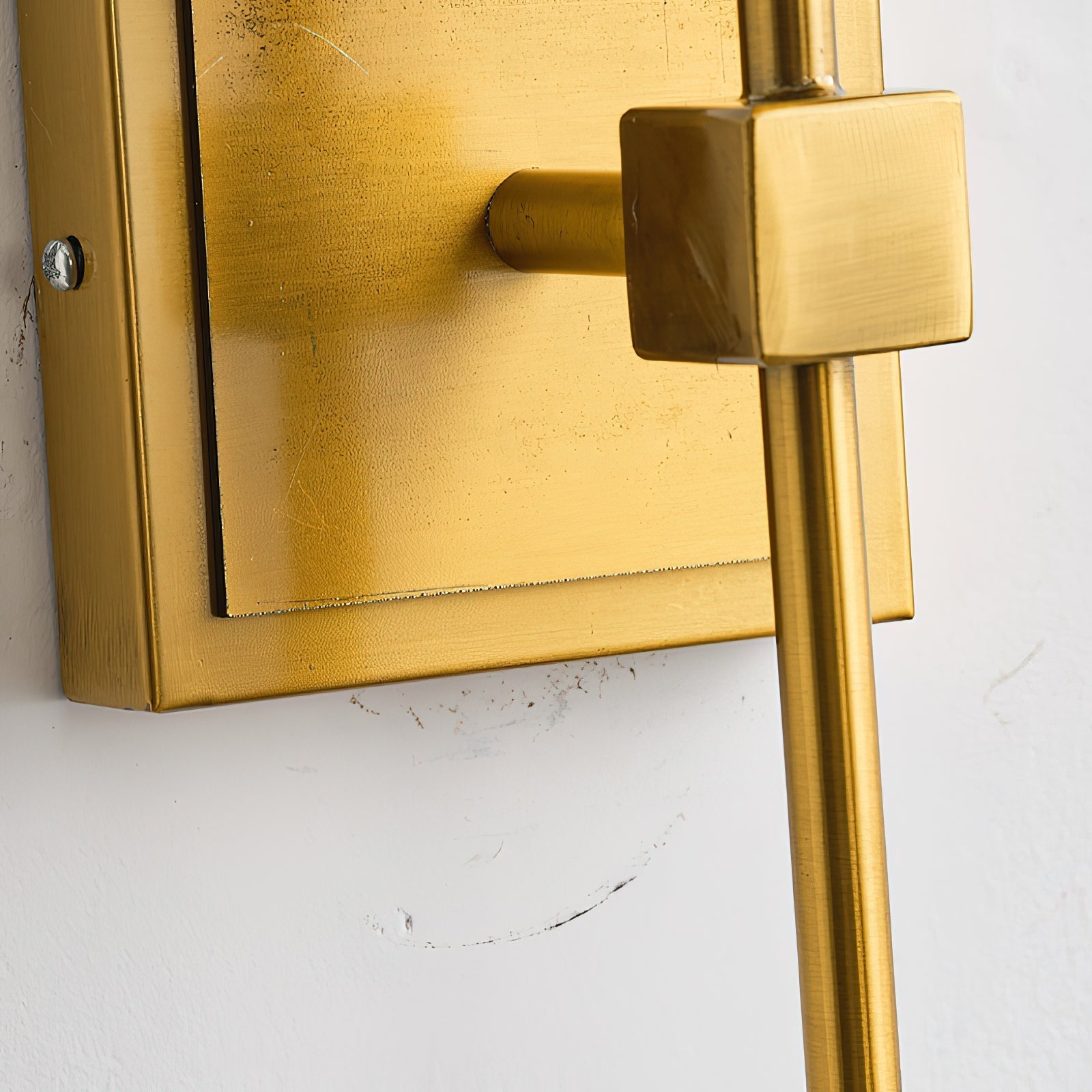 Orelenina Wall Lamp