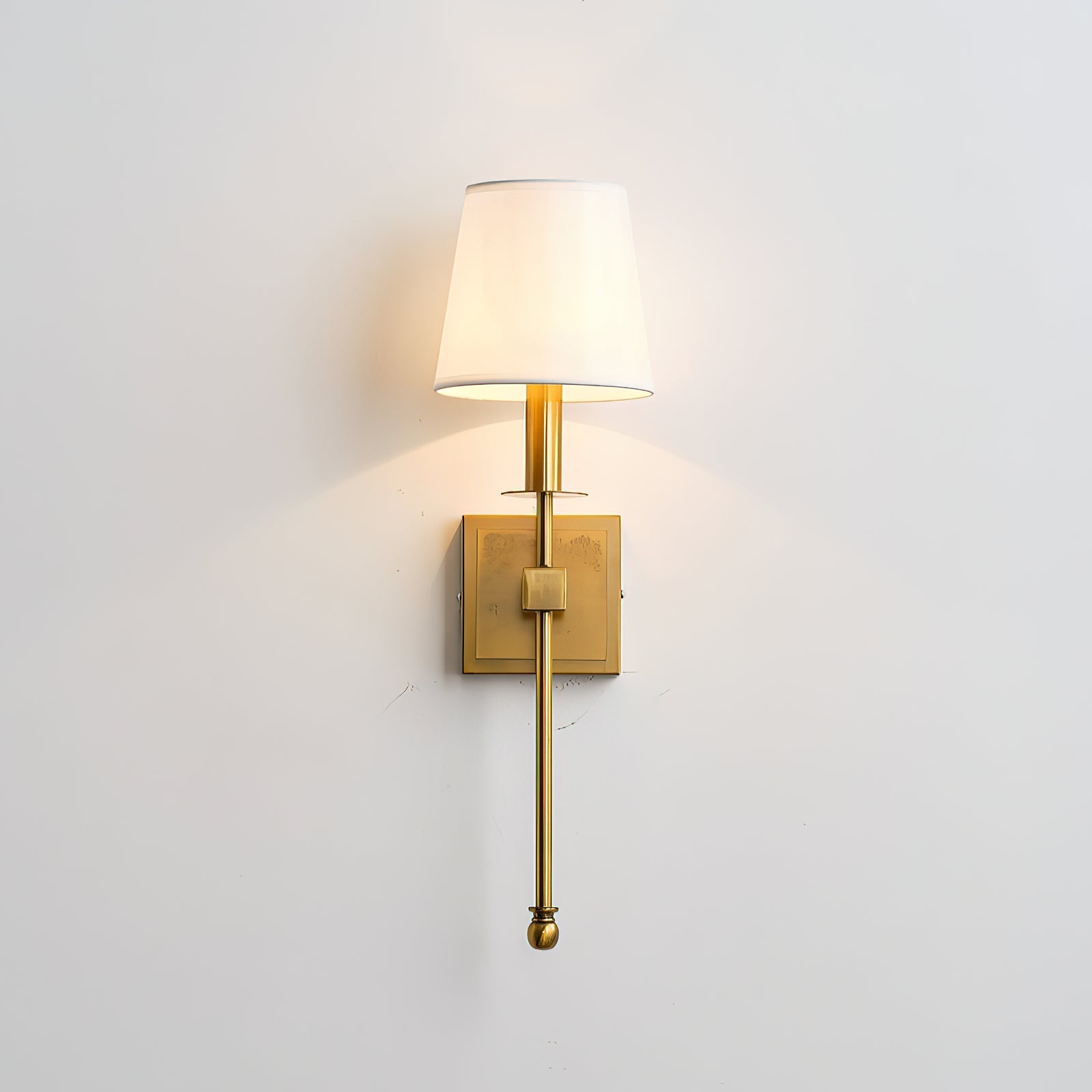 Orelenina Wall Lamp