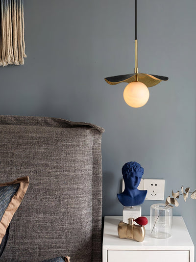 Zaraeen Modern Minimalist Brass Alabaster Pendant Light - Neutral Decor
