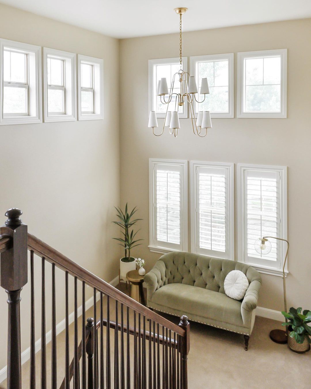 Elirora Elegance Vintage Brass Fabric Chandelier - Neutral Decor