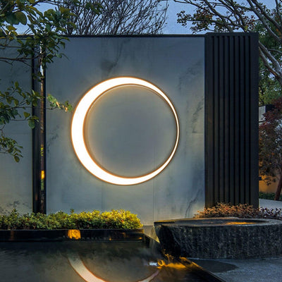 Zathee Circular LED Outdoor Wall Light - Neutral Decor