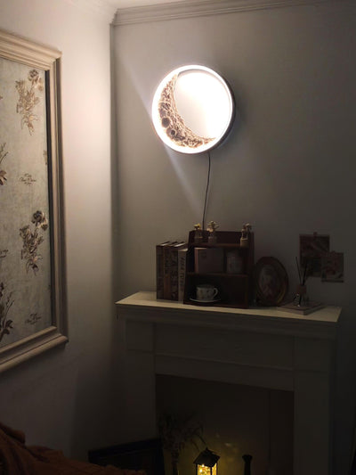 Dua Premium Nordic Art Resin Wall Lamp