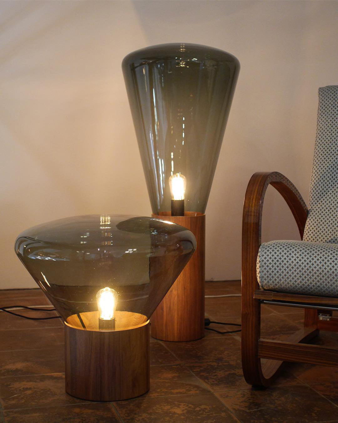 Sylirella Minimalist Wood Table Lamp