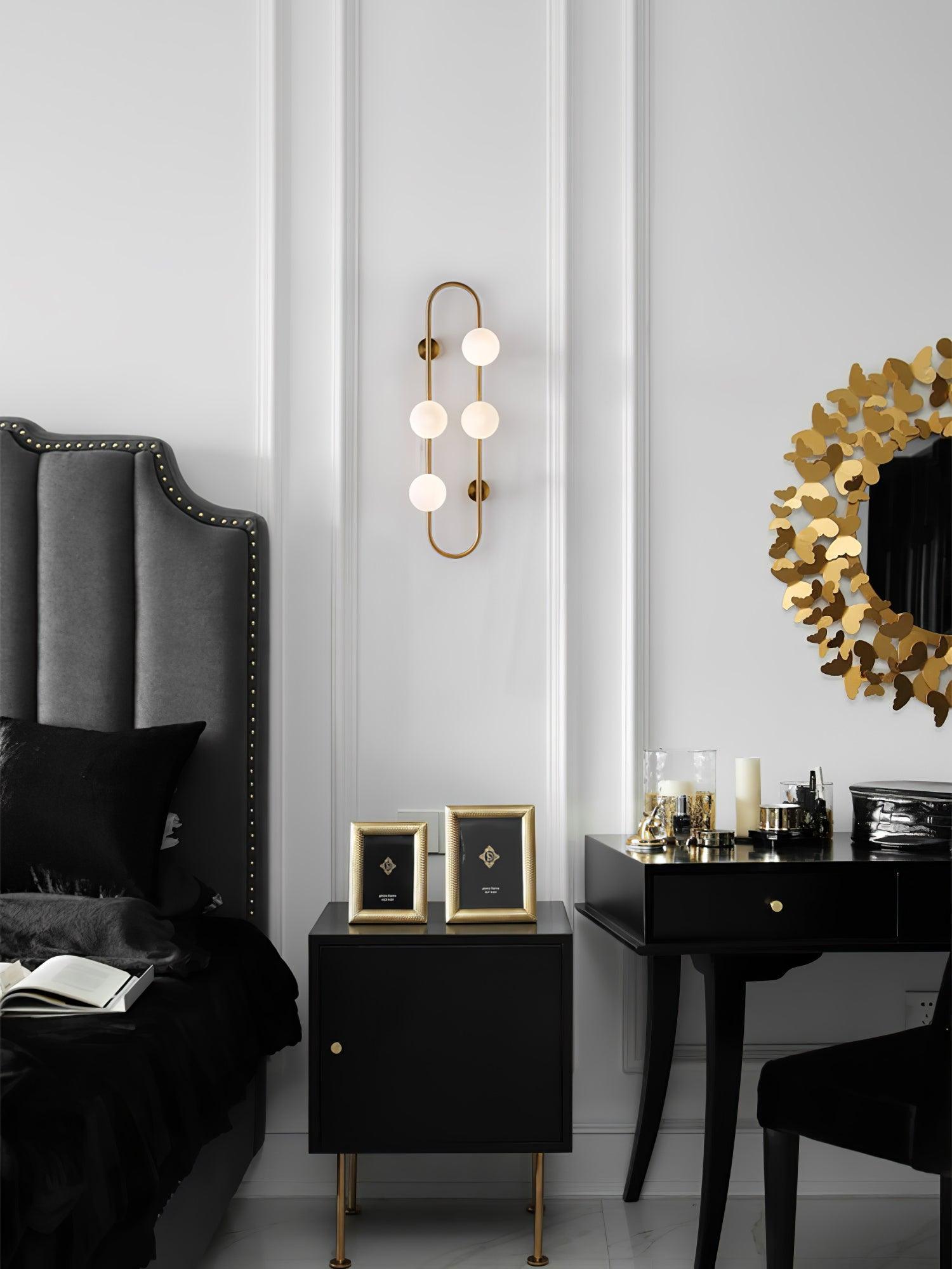 Viraaira Buch Wall Lamp