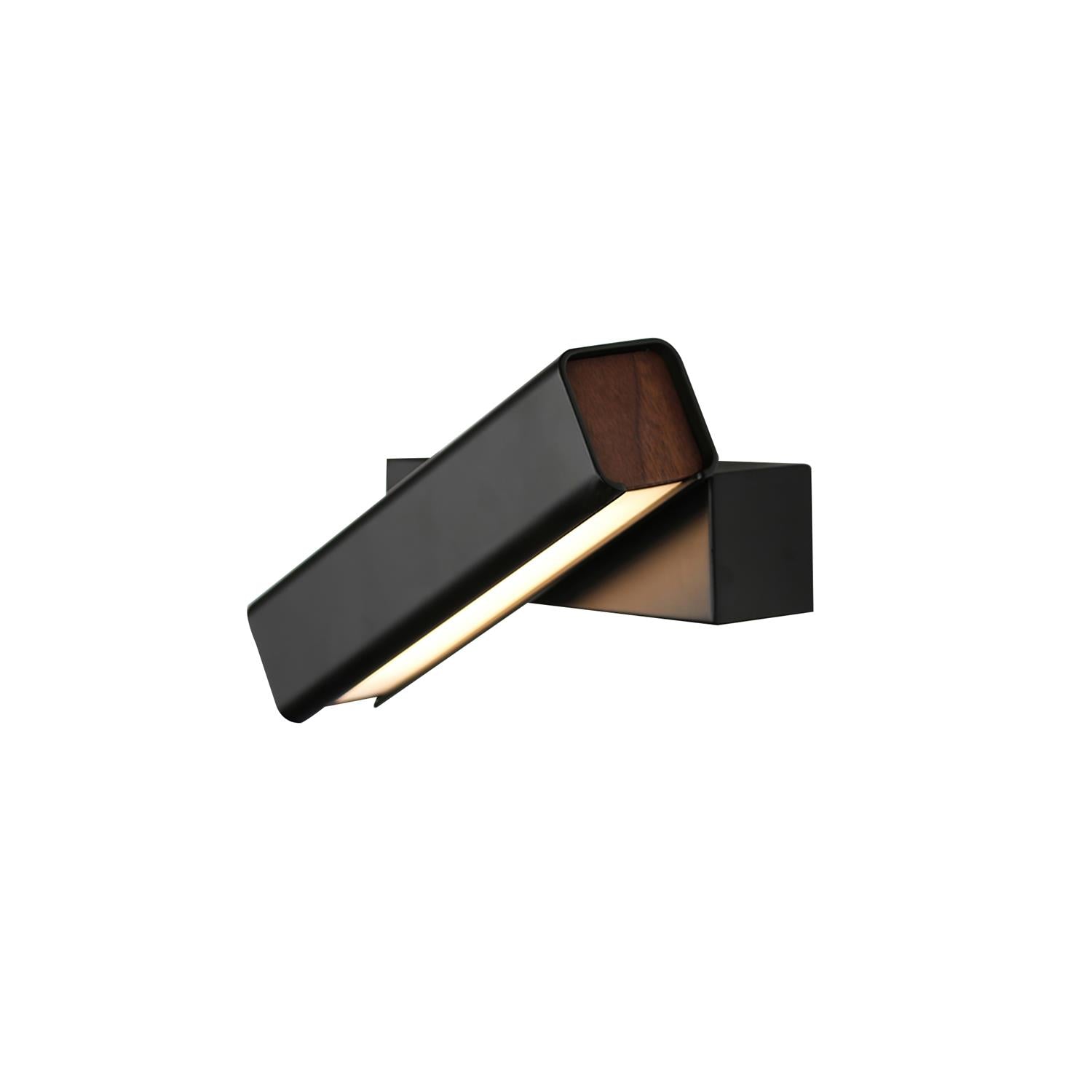 Olvynora Wall Lamp