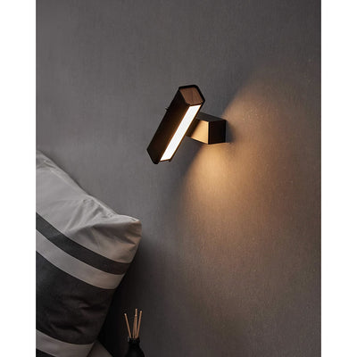Olvynora Wall Lamp