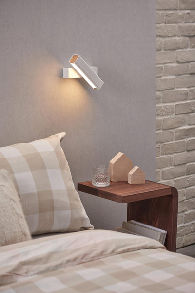 Olvynora Wall Lamp