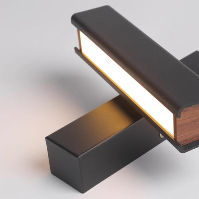 Olvynora Wall Lamp