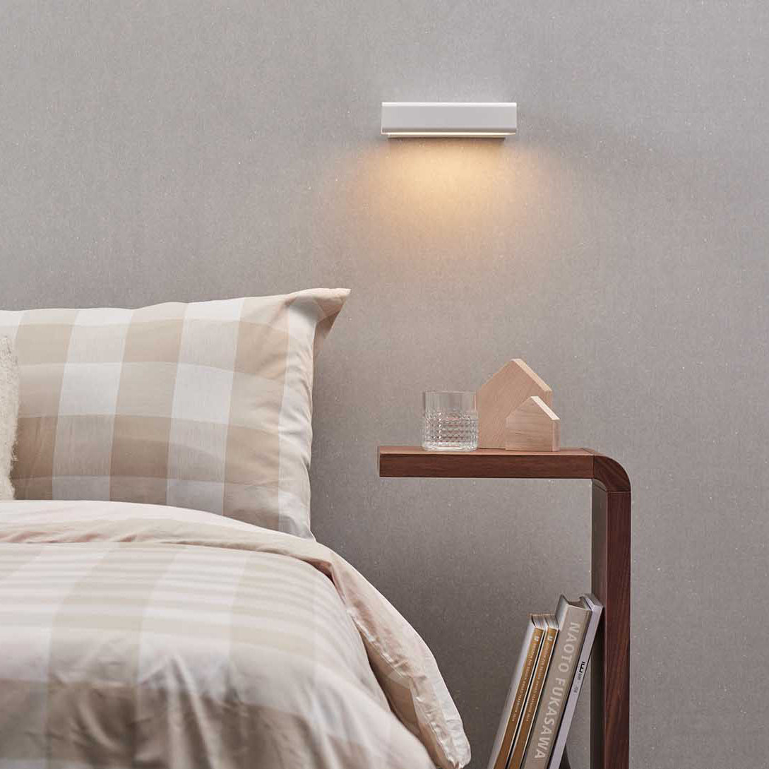Olvynora Wall Lamp