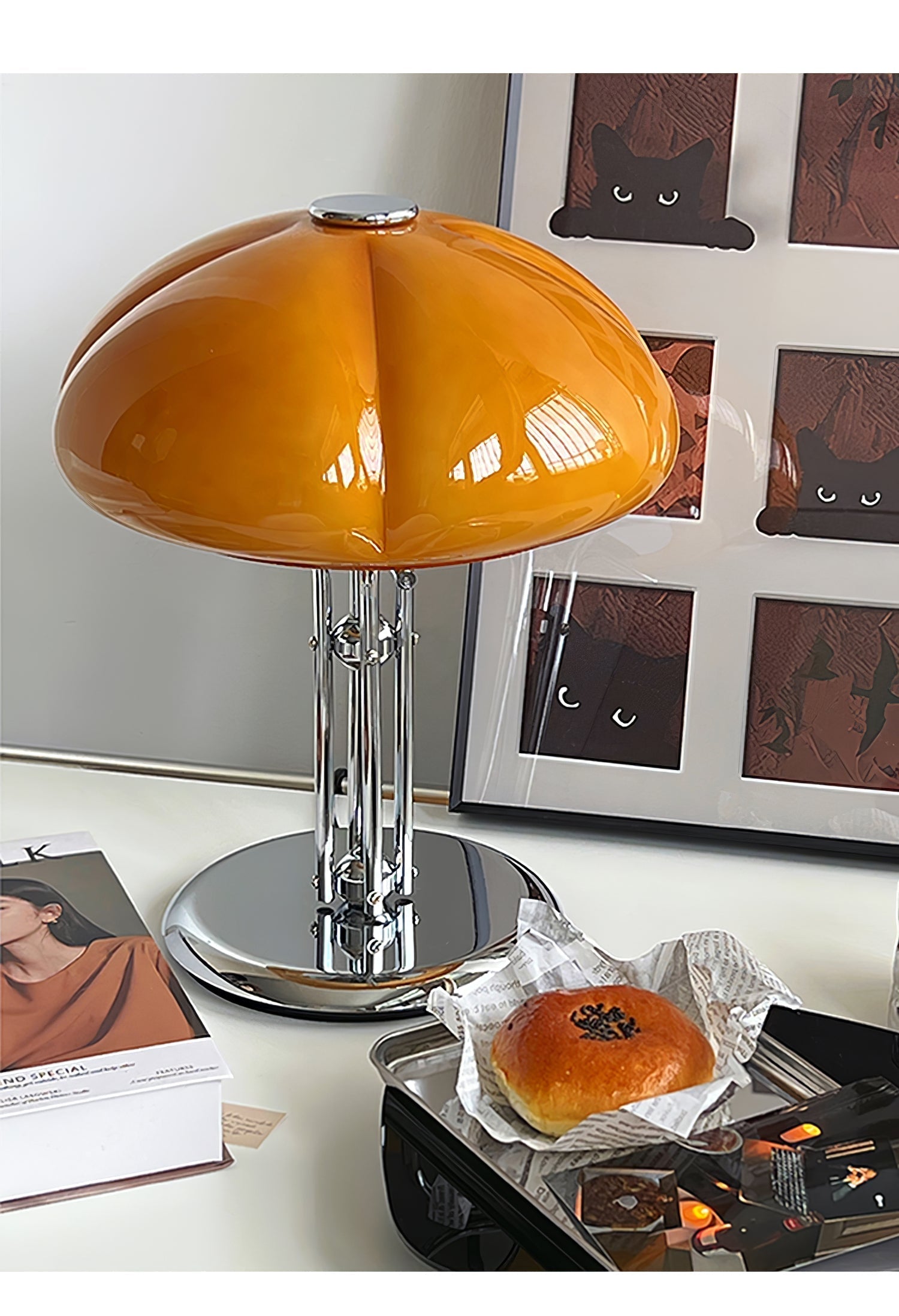 Lioreline Modern Table Lamp