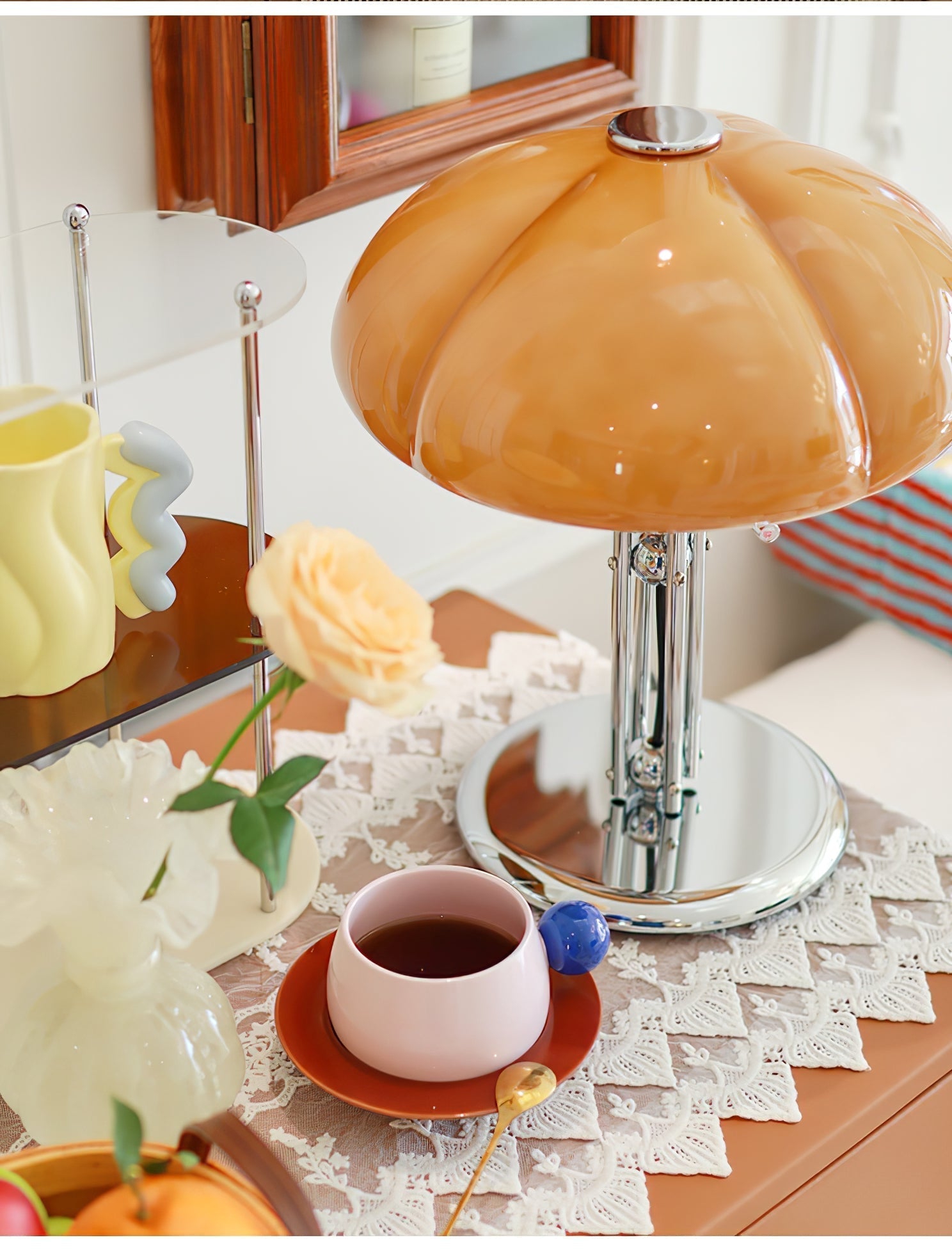 Lioreline Modern Table Lamp