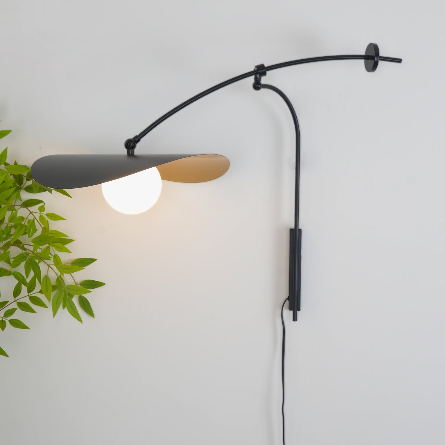 Tirove Glass Minimalist  Wall Lamp