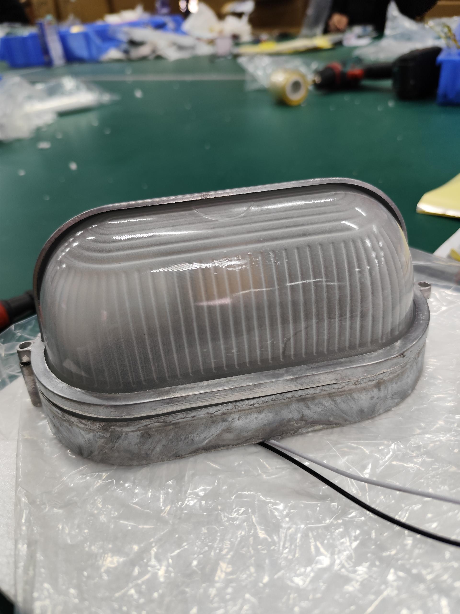 Hawstone Glass Outdoor Light