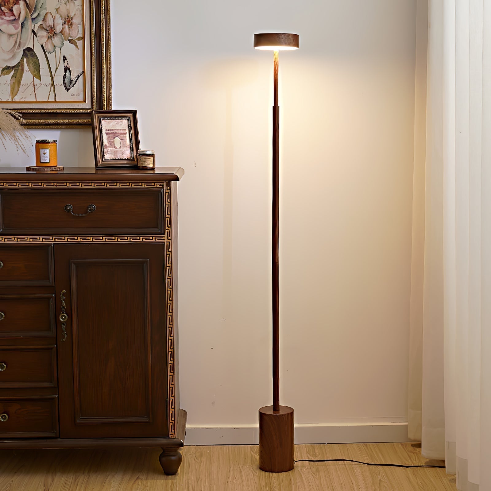 Circa Minimalist Rotatable Floor Lamp