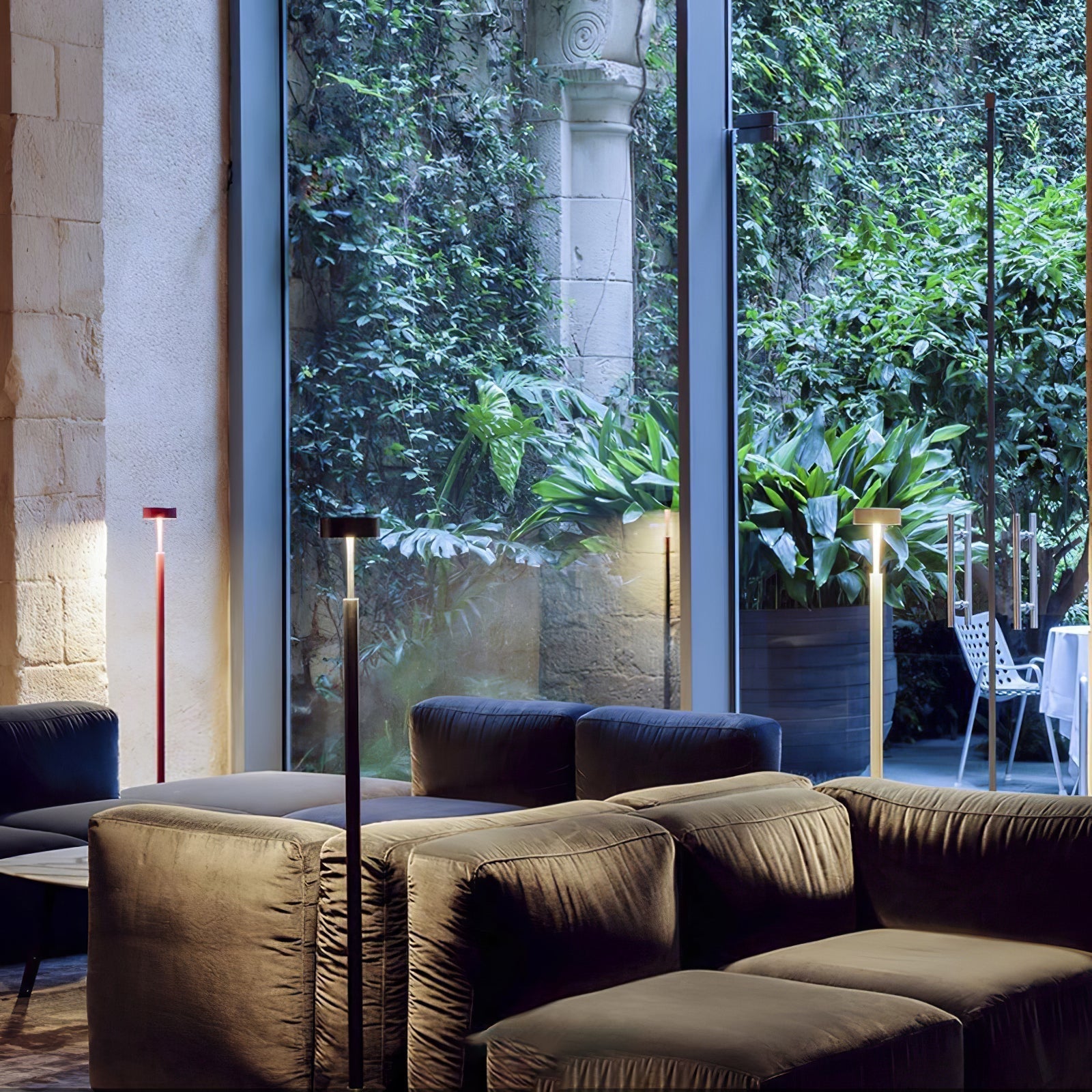 Circa Minimalist Rotatable Floor Lamp