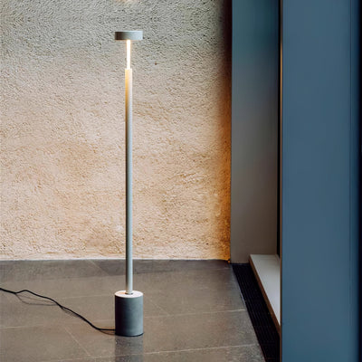 Circa Minimalist Rotatable Floor Lamp