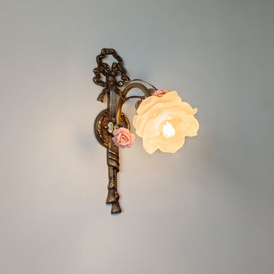 Elarose Wall Lamp