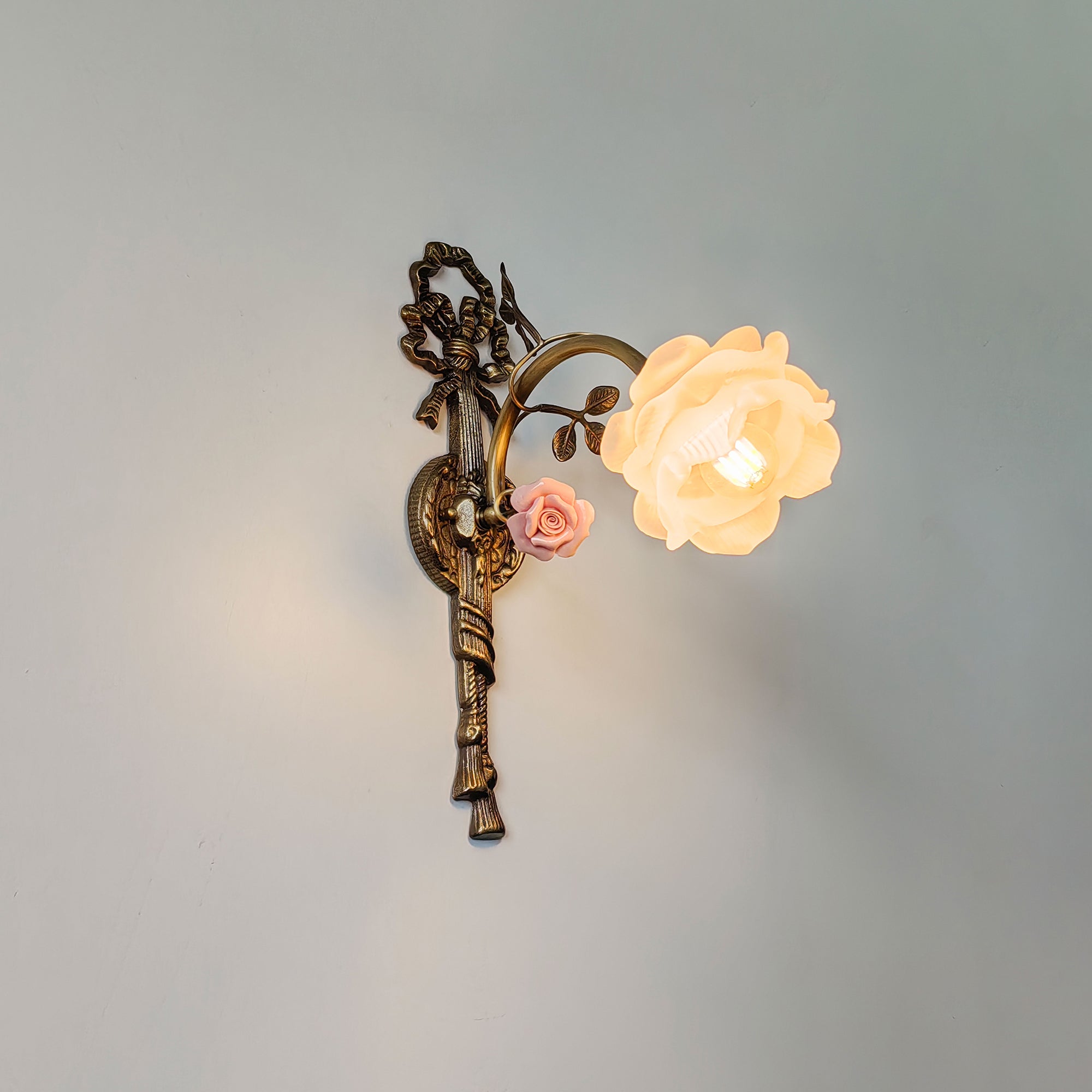 Elarose Wall Lamp