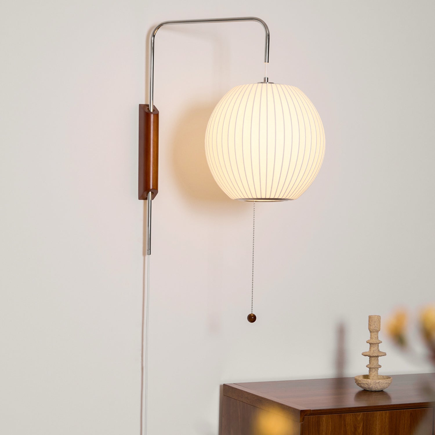 Lustra Wall Sconce Walnut Ball - Neutral Decor
