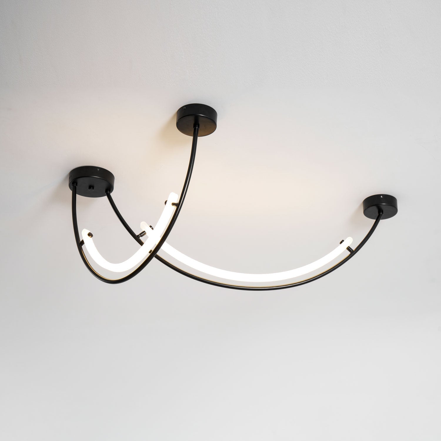 Drift Wire Pendant Lamp