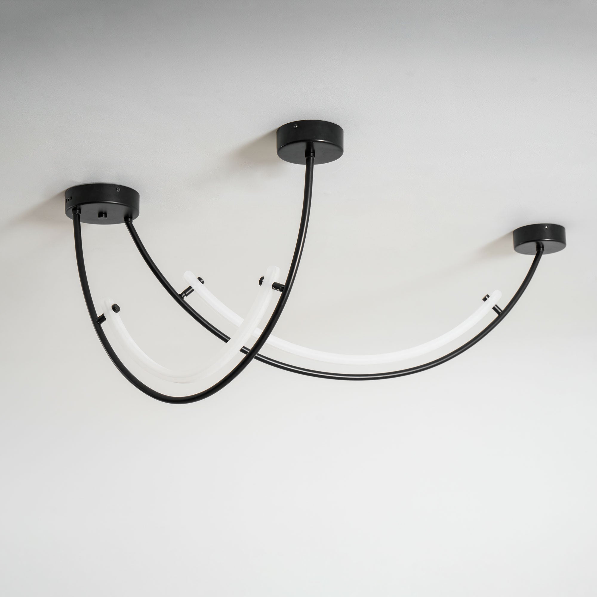 Drift Wire Pendant Lamp