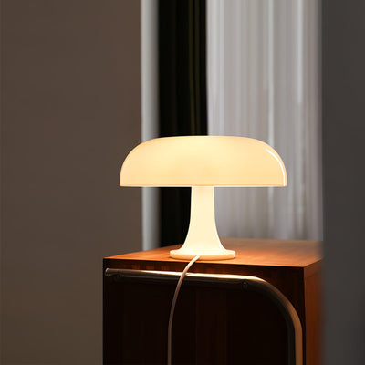 Orelielia Playful Retro Table Lamp