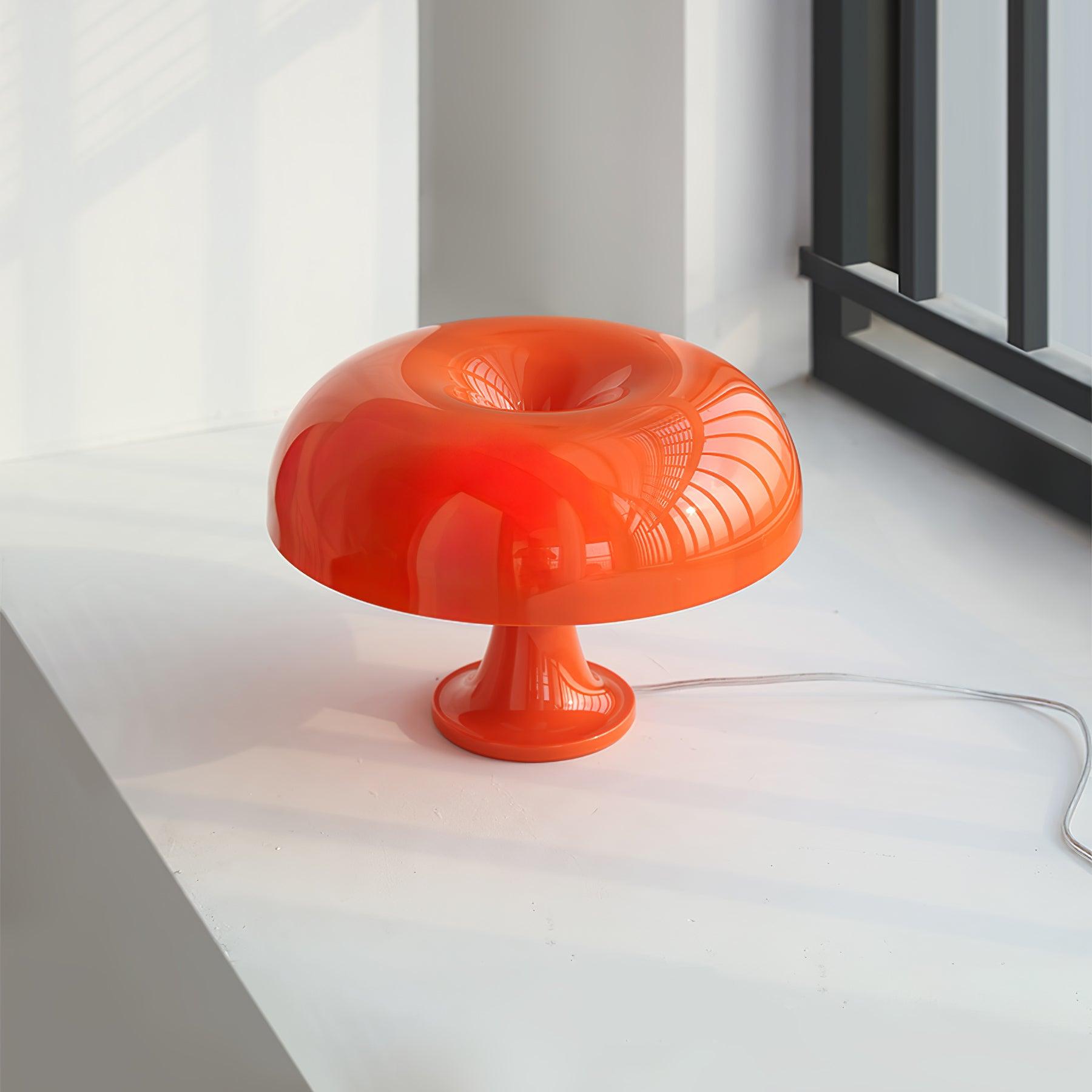 Orelielia Playful Retro Table Lamp