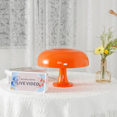 Orelielia Playful Retro Table Lamp