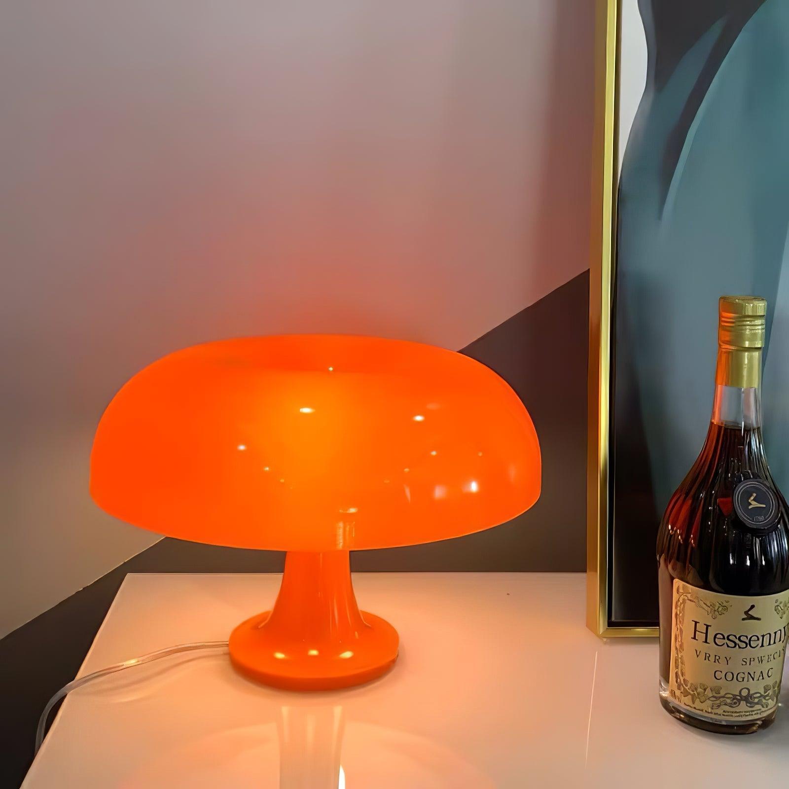 Orelielia Playful Retro Table Lamp