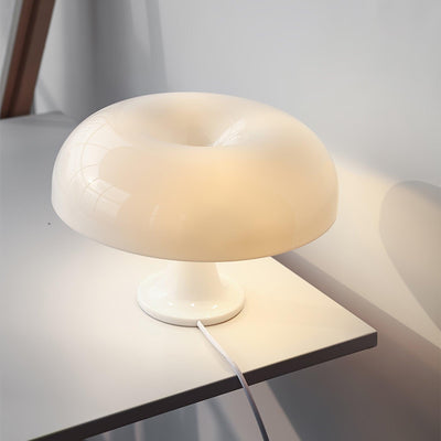 Orelielia Playful Retro Table Lamp