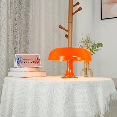 Orelielia Playful Retro Table Lamp