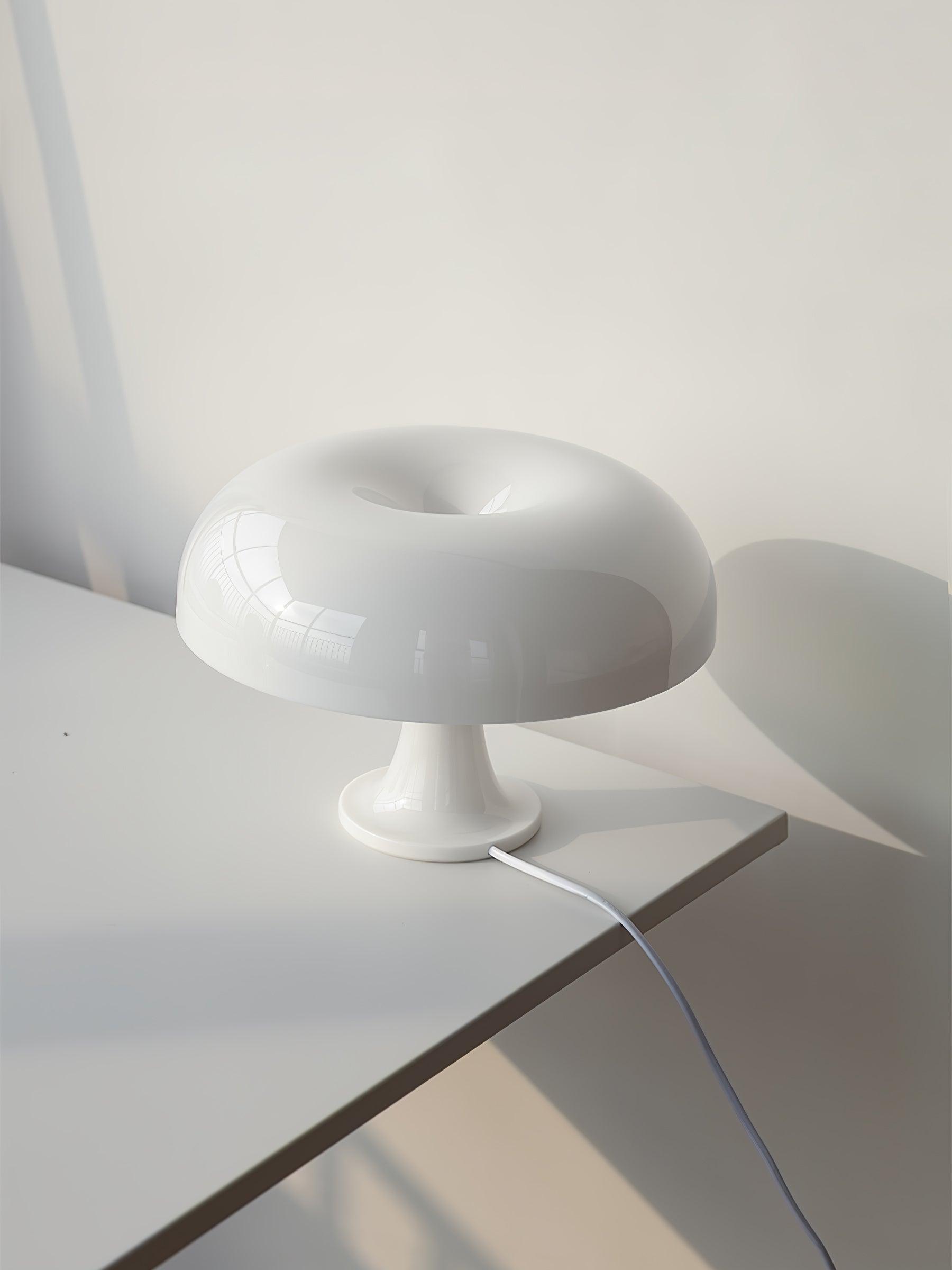Orelielia Playful Retro Table Lamp