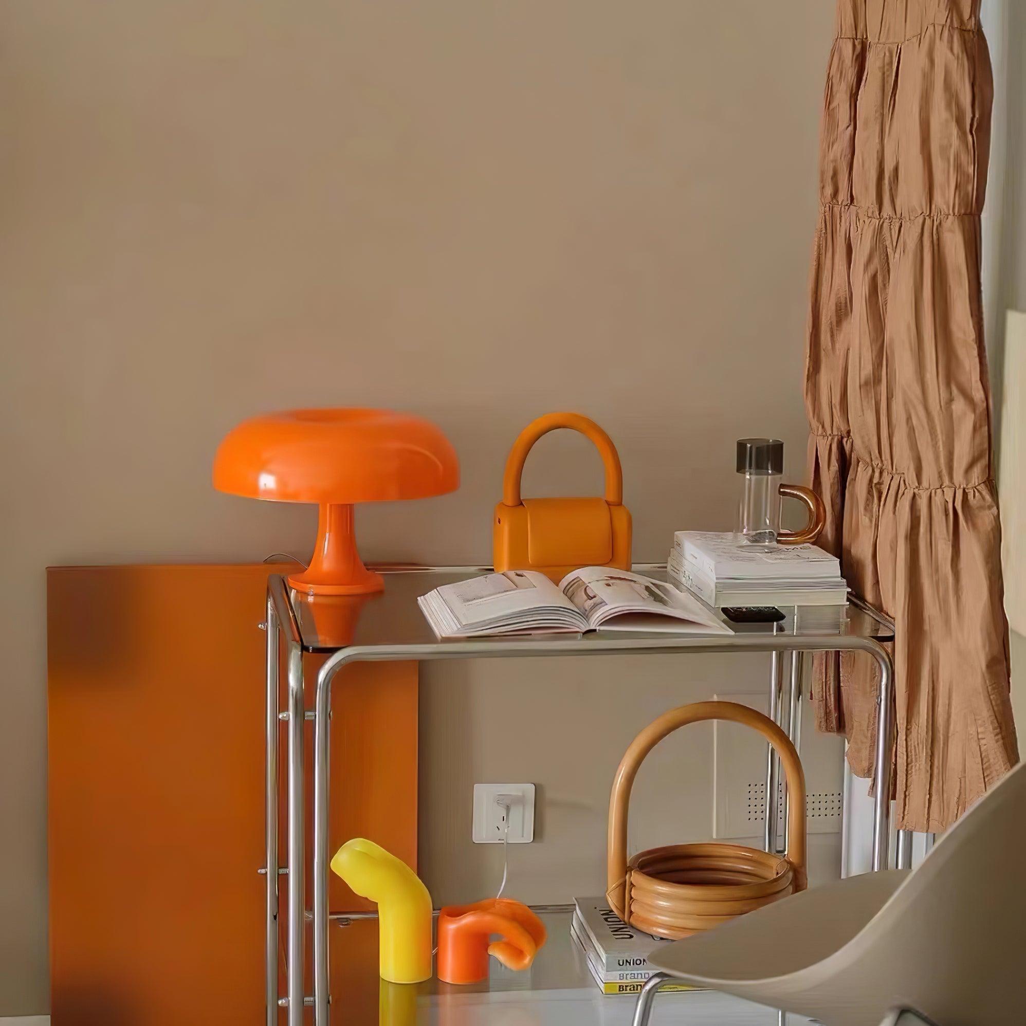Orelielia Playful Retro Table Lamp