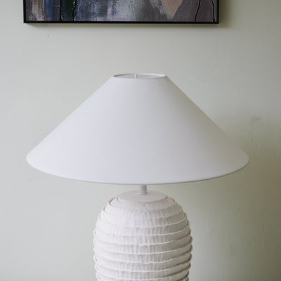 Albert Minimalist Table Lamp